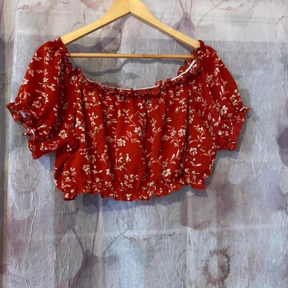 Two piece set - Picture 2 of 3